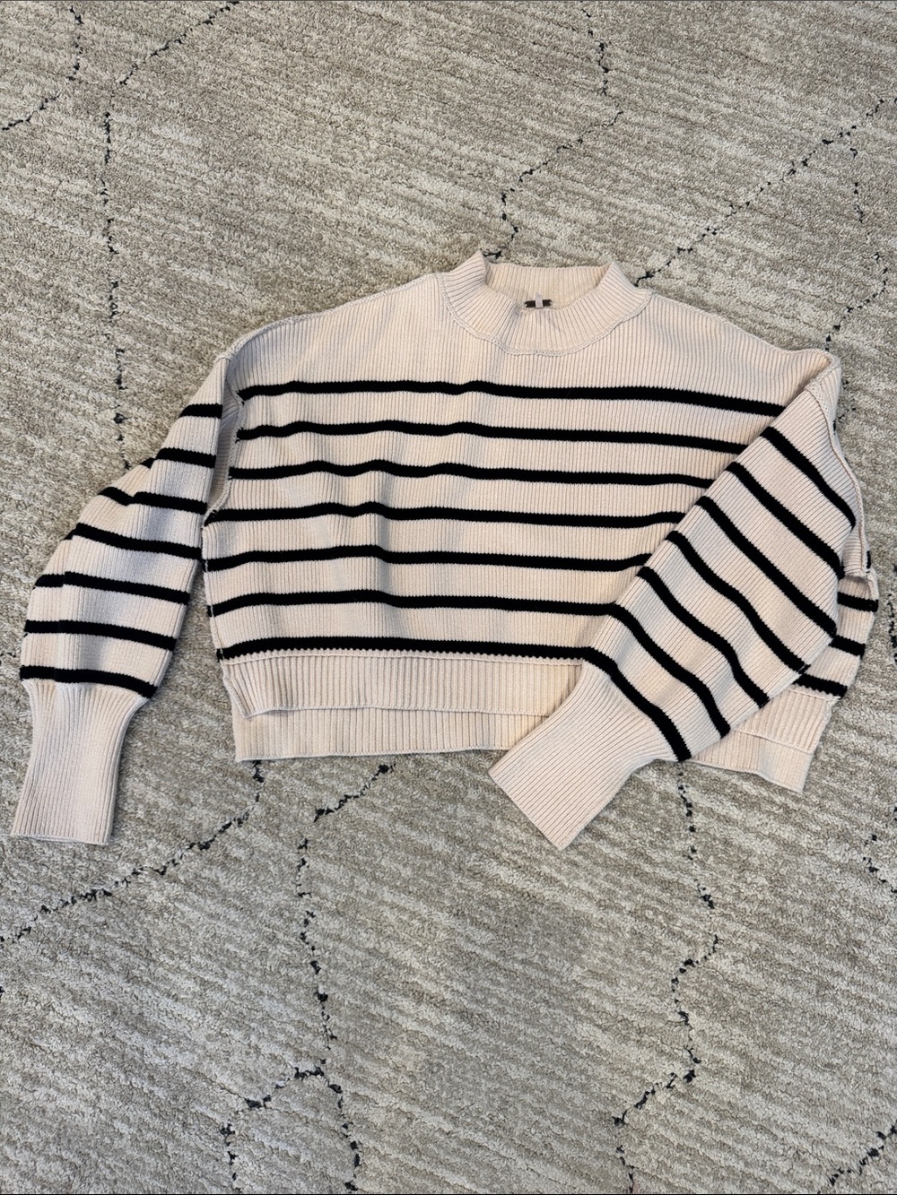 Free people sweater size XS